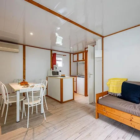 6 Pers Avec Terrasse A - Api-1-52-584 Badefols-sur-Dordogne