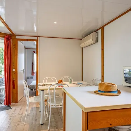 6 Pers Avec Terrasse A - Api-1-52-584 مكان تخييم